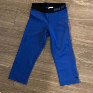 Nike Pro crop leggings